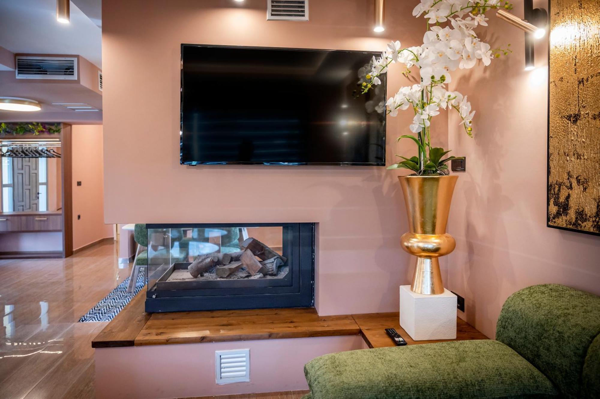 Anna Suites คอสทาวน์ ภายนอก รูปภาพ
